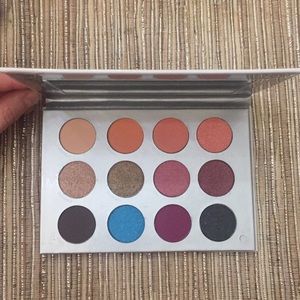 PUR eyeshadow palette